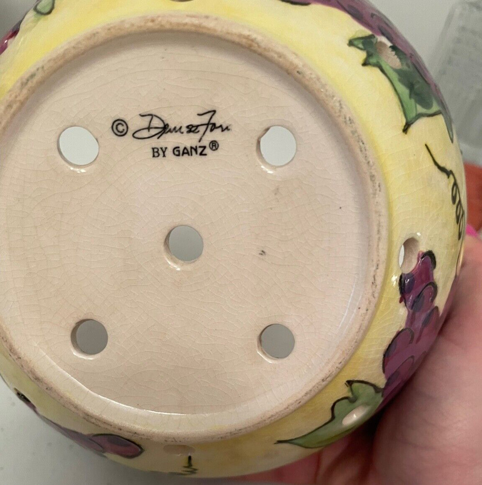 Denise Ford Ceramic Colander Strainer by GANZ Grape Pattern 7"