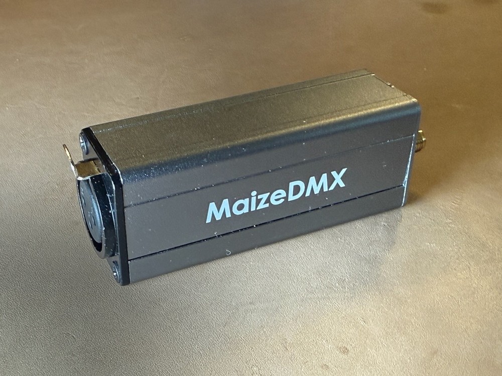 MaizeDMX Bluetooth to DMX output adapter