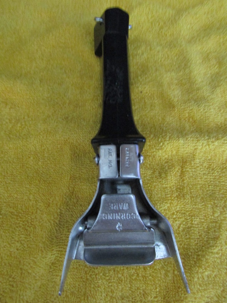 CorningWare Handle DETACHABLE Casserole POT 7" Handle TWIST & LOCK