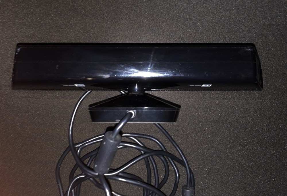 Official Microsoft Xbox 360 Kinect Motion Sensor Bar and Kinect Games