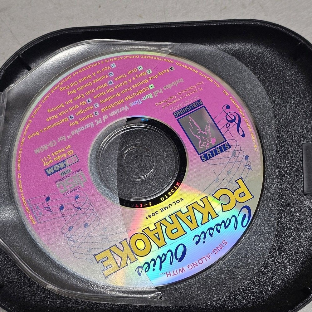 Lot of CD Rom Computer Software Games Office Windows Mac