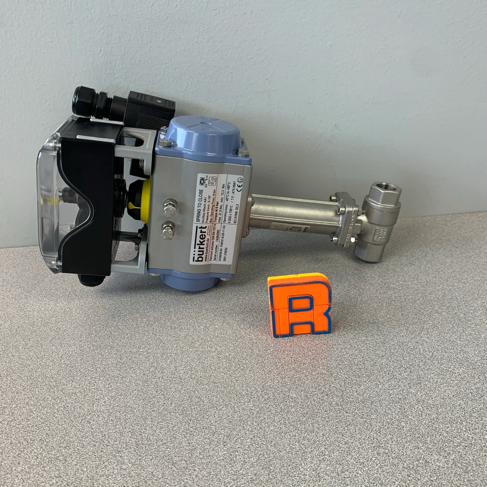 Burkert EPP2M01 Part-Turn Actuator Assembly w/ Valve (No Box)