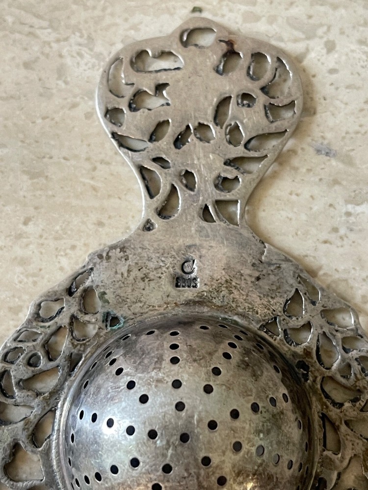 Vintage 830. Silver Tea Strainer