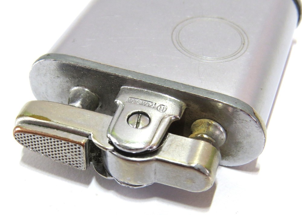 Ronson Vanguard Art Deco Blank Engraved Push-Button Vintage Cigarette Lighter