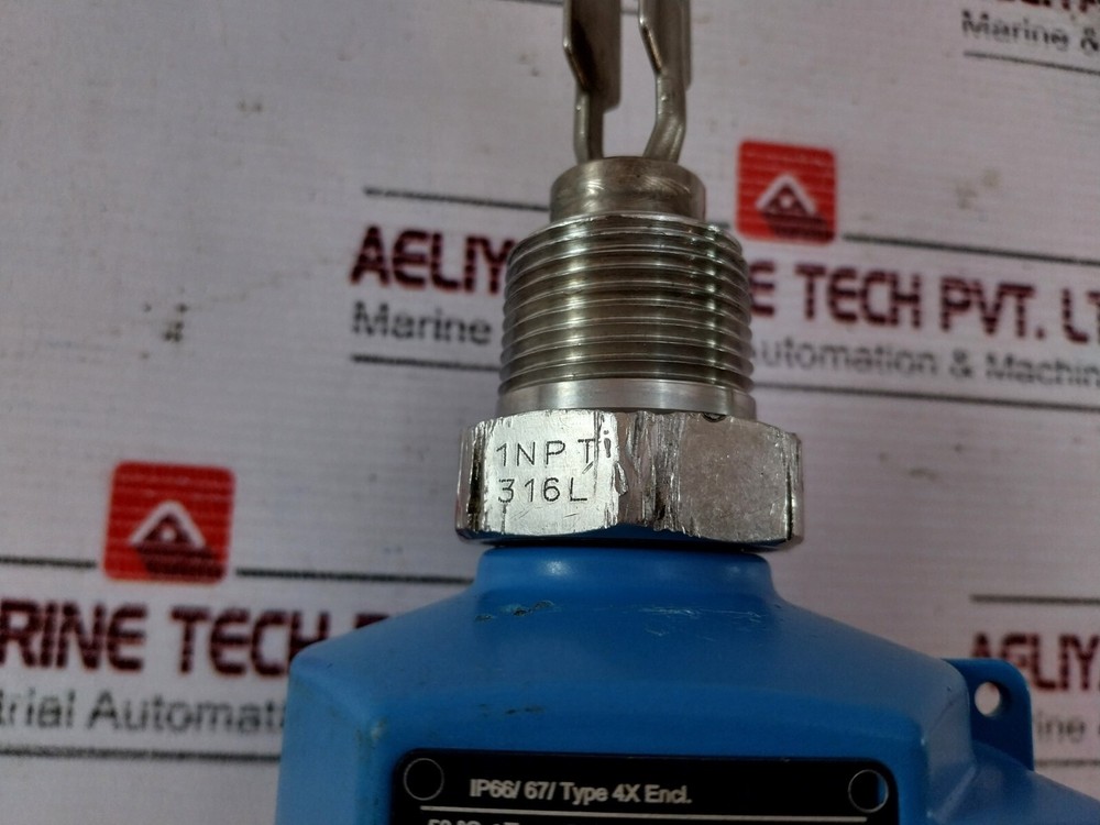 Endress+Hauser FTL50-CHR9/0 Vibronic Point Level Switch