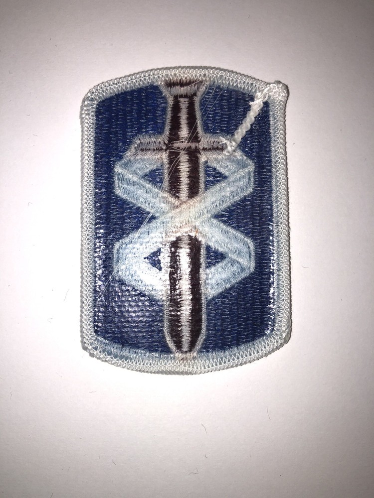 18th Medical Command U.S. Army Shoulder Patch Insignia