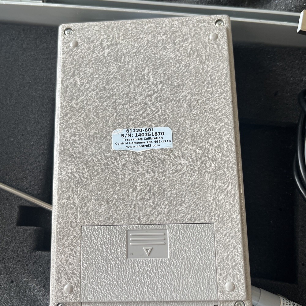 VWR Traceable Digital Thermometer with case