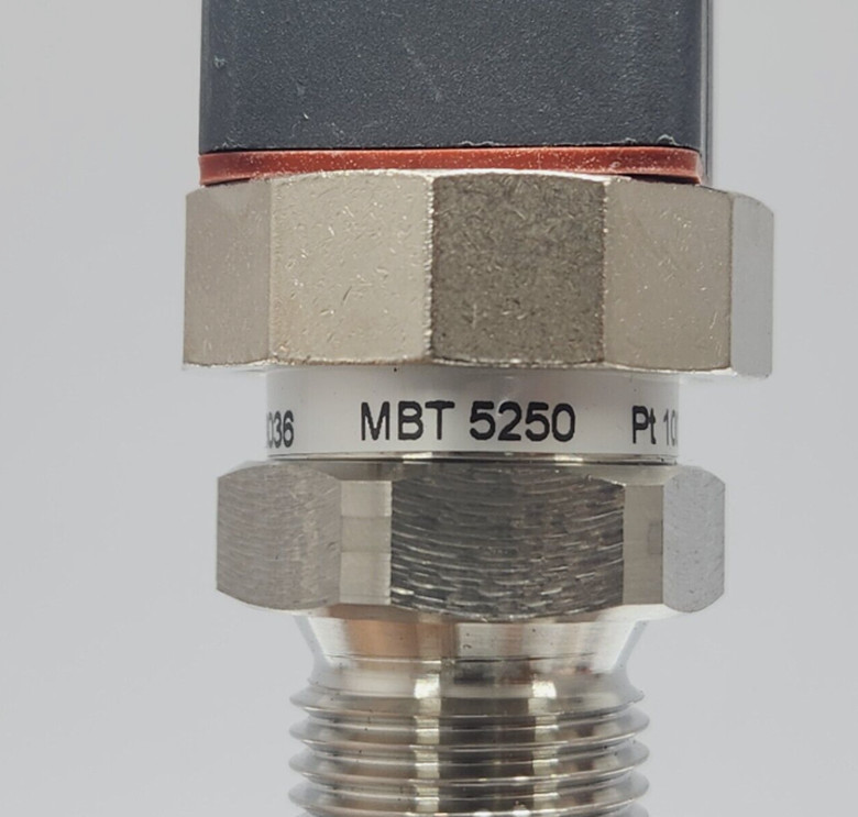 1pcs Danfoss MBT 5250 084Z8036 temperature sensor