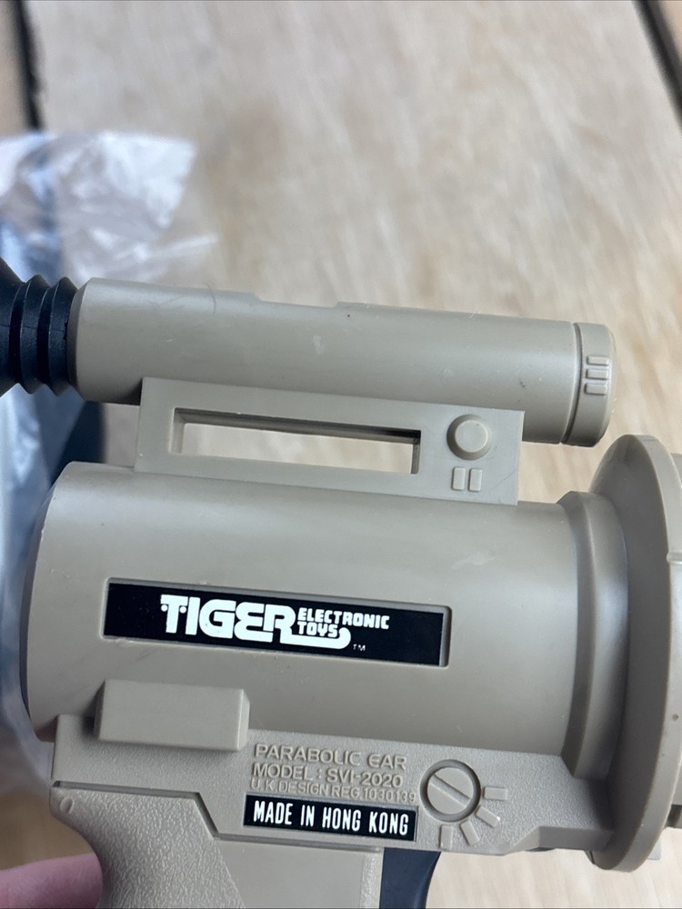 Tiger Electronics Spy scope Toy