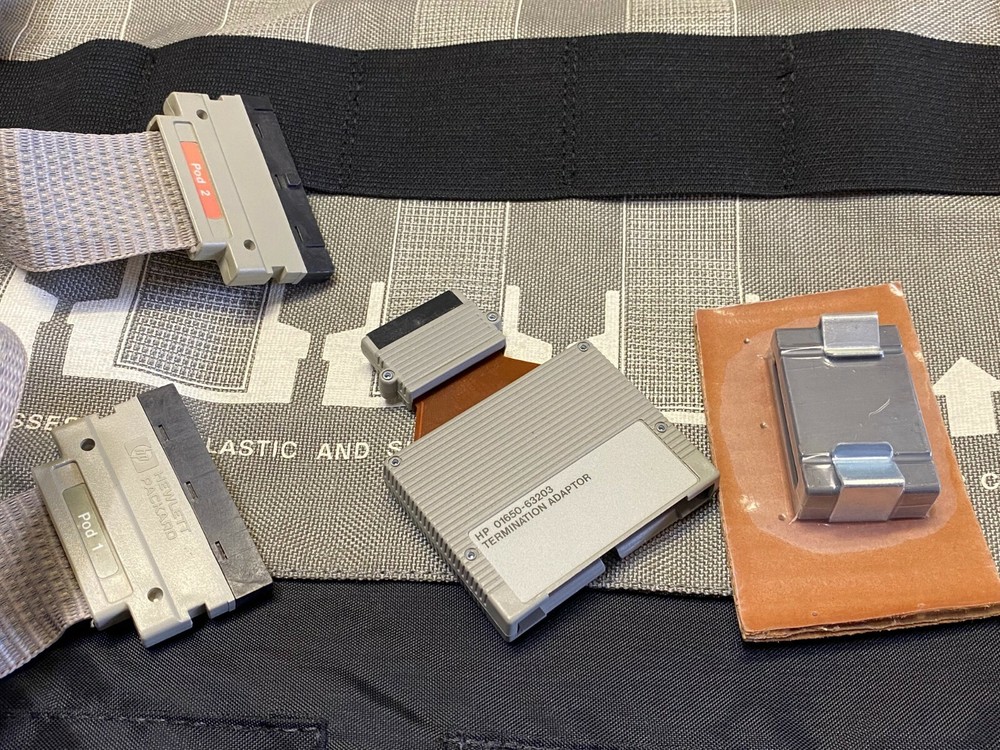 HP 1664A ANALYZER