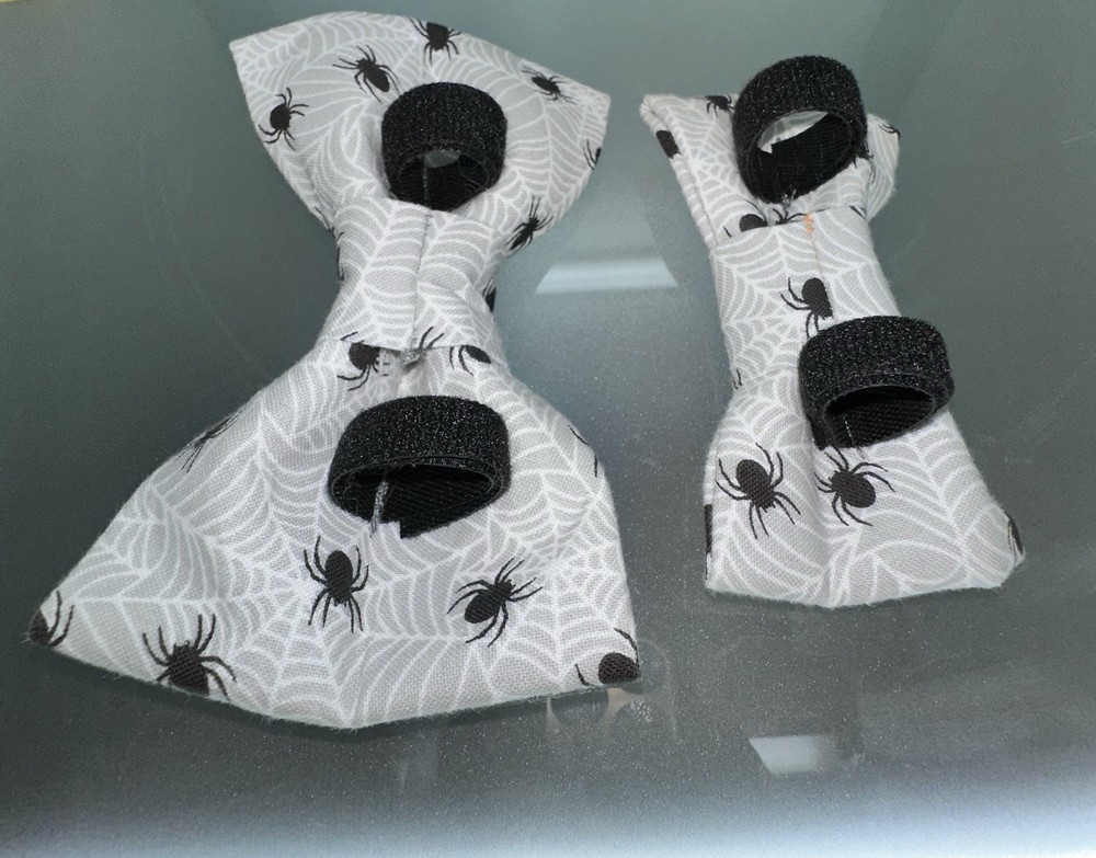 Handmade Over the collar Pet Bow Bundle #5 (Halloween Pattern) New