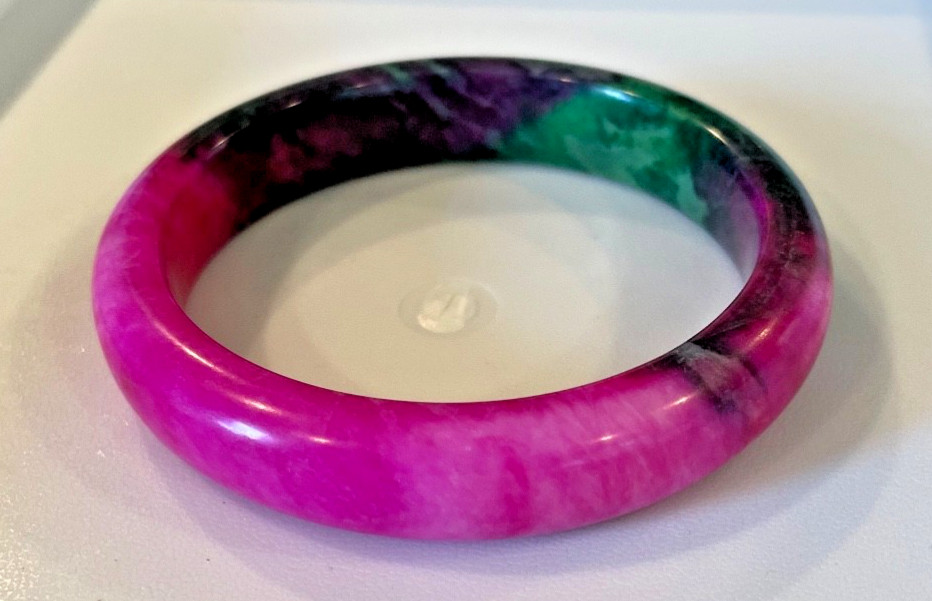 Jade bangle