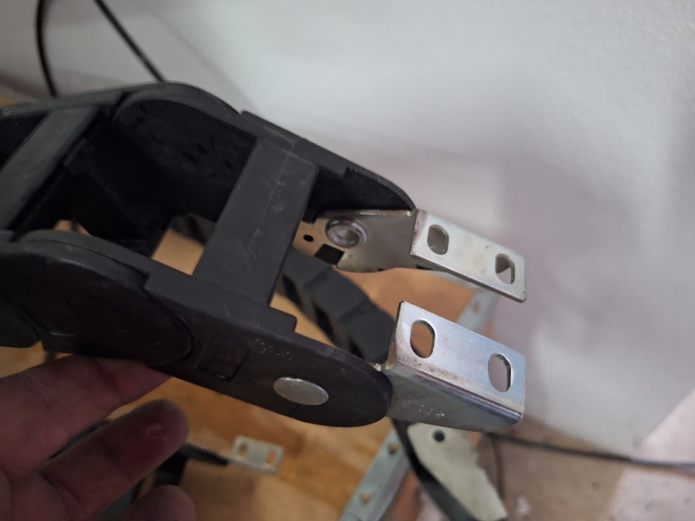 Cable Carrier - IGUS