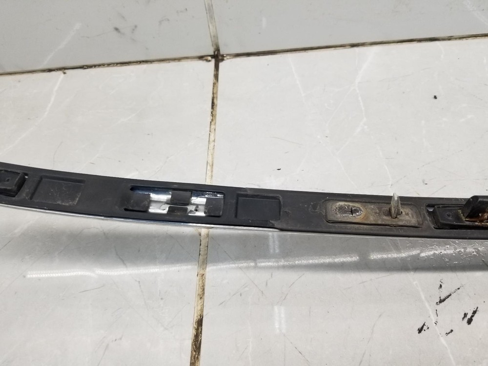 2015 FORD TAURUS CHROME FINISH PANEL W/ CAMERA #007574