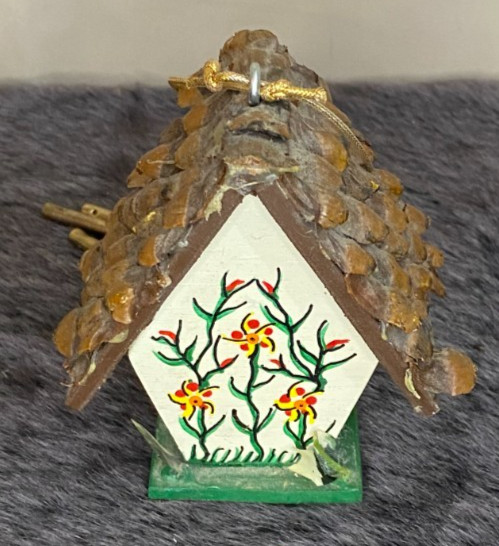 Small Wooden Decorative Hand-Painted Wind Chimes