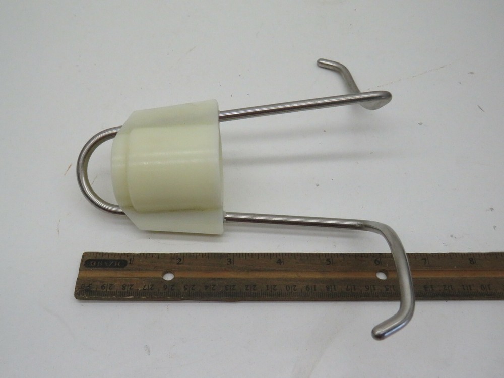 Laboratory Lab 2-Arm Hanger Holder