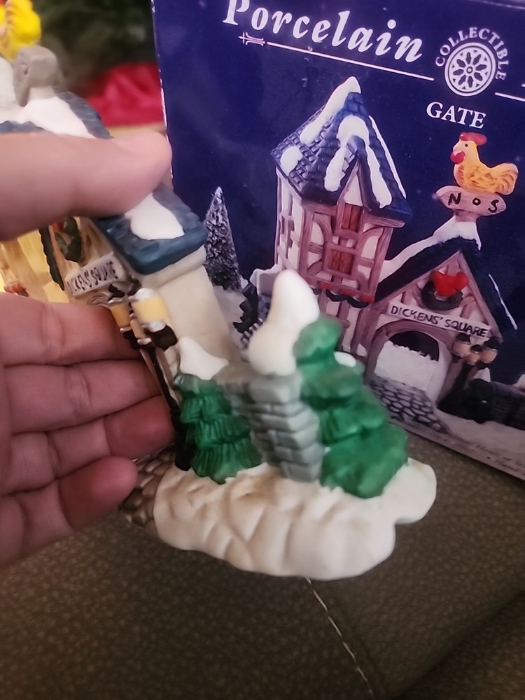 Dickens Square Gate Porcelain Accessory Christmas Village Accessory