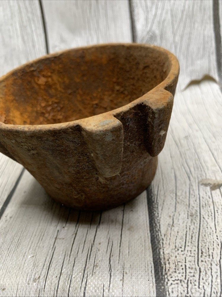 Vintage Smelting Pot With Spout Cast Iron Rusty