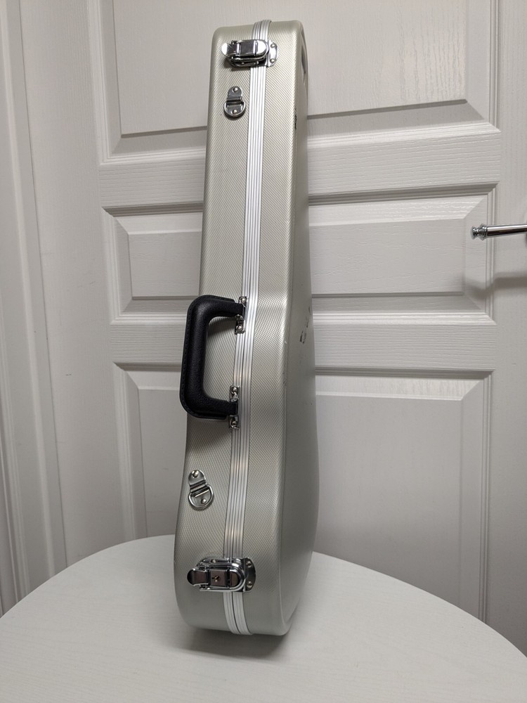 Crossrock 3/4 Violin Case-Backpack Style in Silver