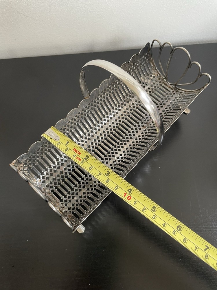 VTG Silver Plated Reticulated Decorative Biscuit, Cracker Caddy