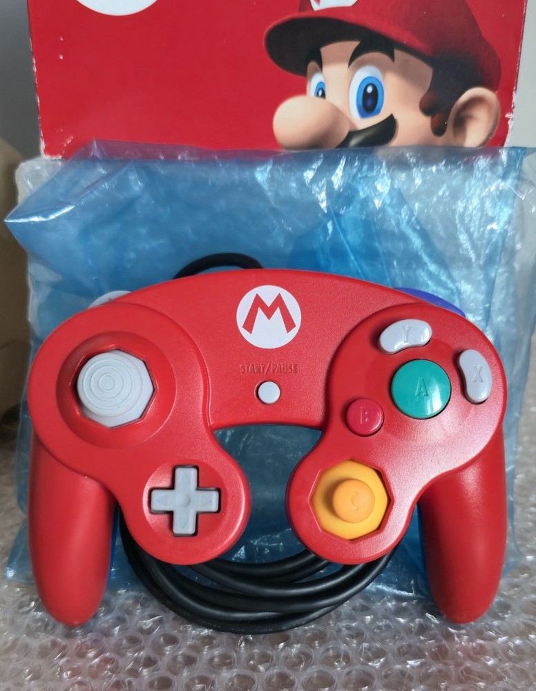 Club Nintendo Mario Gamecube Controller Limited Edition GameCube Boxed Japan