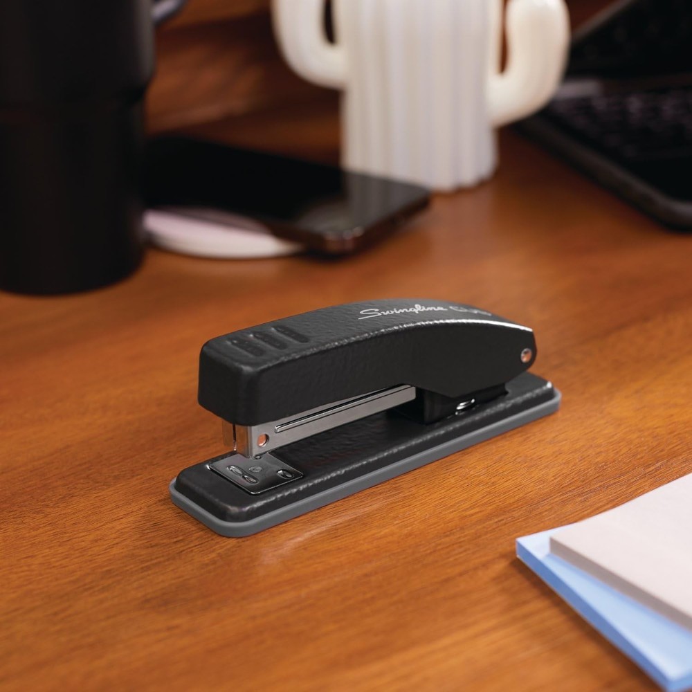 Swingline Stapler, Cub Compact Desktop 20 Sheet Capacity, Black