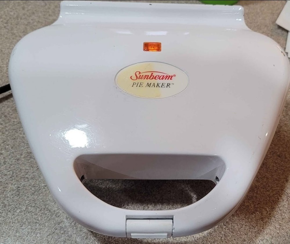 Vintage Sunbeam Pie Maker Model 4805 Two Pie Mini White Working