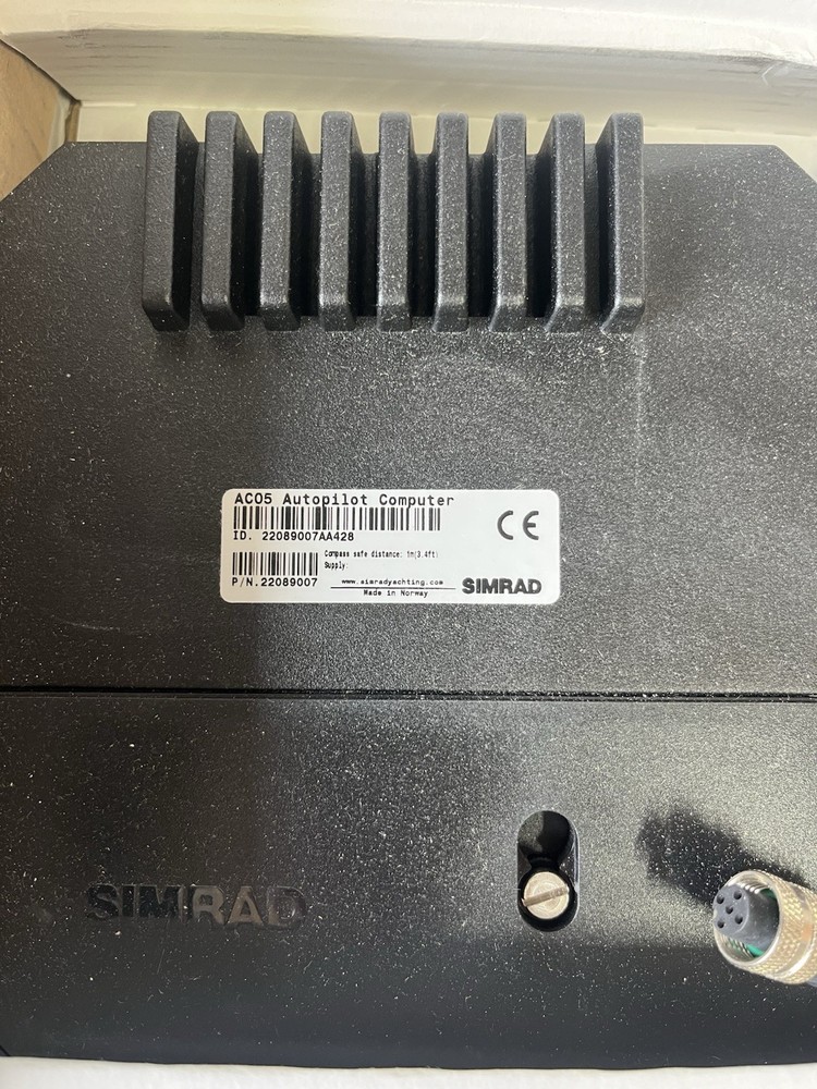 NEW Simrad AC05 Autopilot Computer