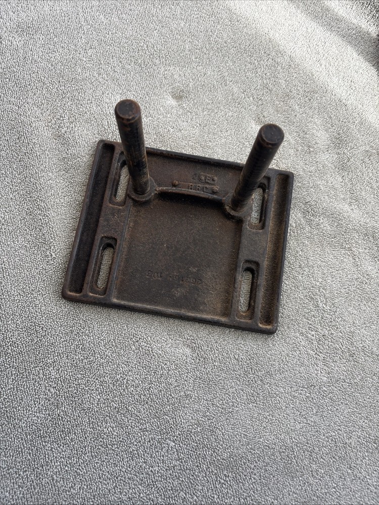Dunlap 103.23622 Motor Mount Used.