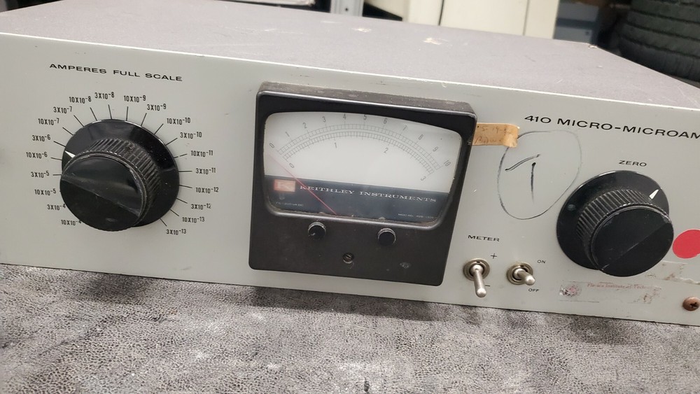 Keithley Instruments Model 410 Full Scale Micro-Microammeter Tested and Working
