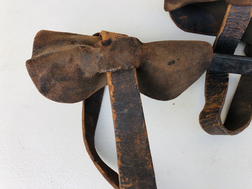 Vintage LINEMAN POLE/TREE CLIMBING SPIKES & PADS