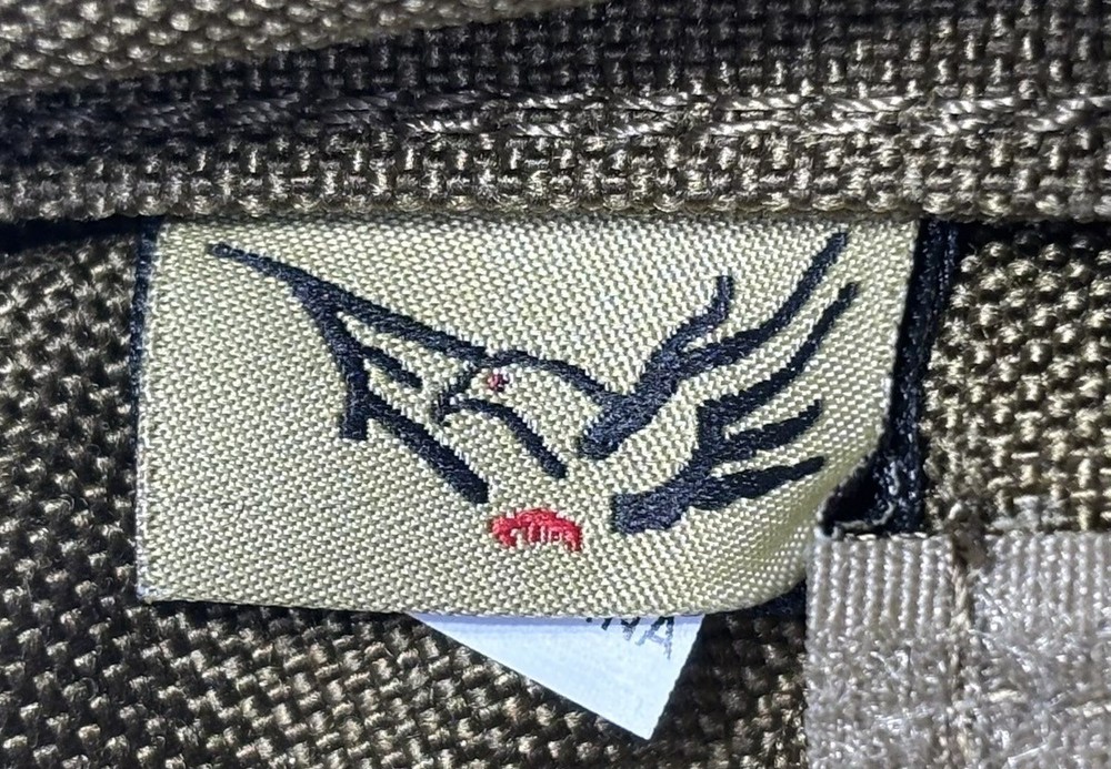 ARMOR PLATE CARRIER (P11027597)