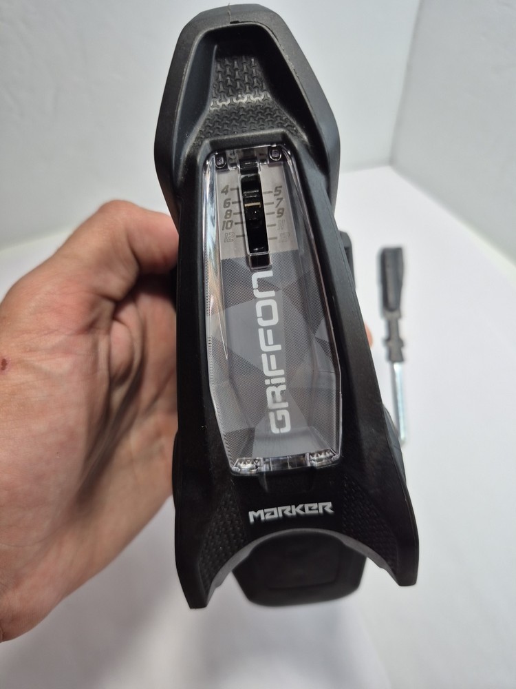 MARKER GRIFFON SKI BRINDINGS PART ONLY - MISSING ATTACHMENT -