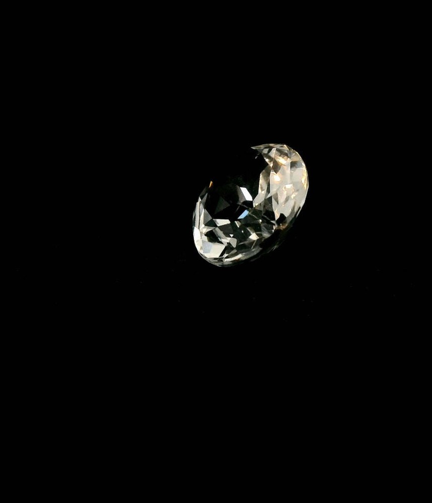 White Topaz OV 10x12 mm