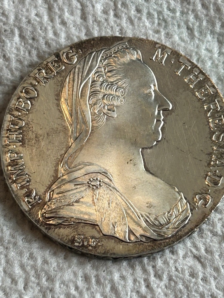 maria theresa thaler BU Nice Luster