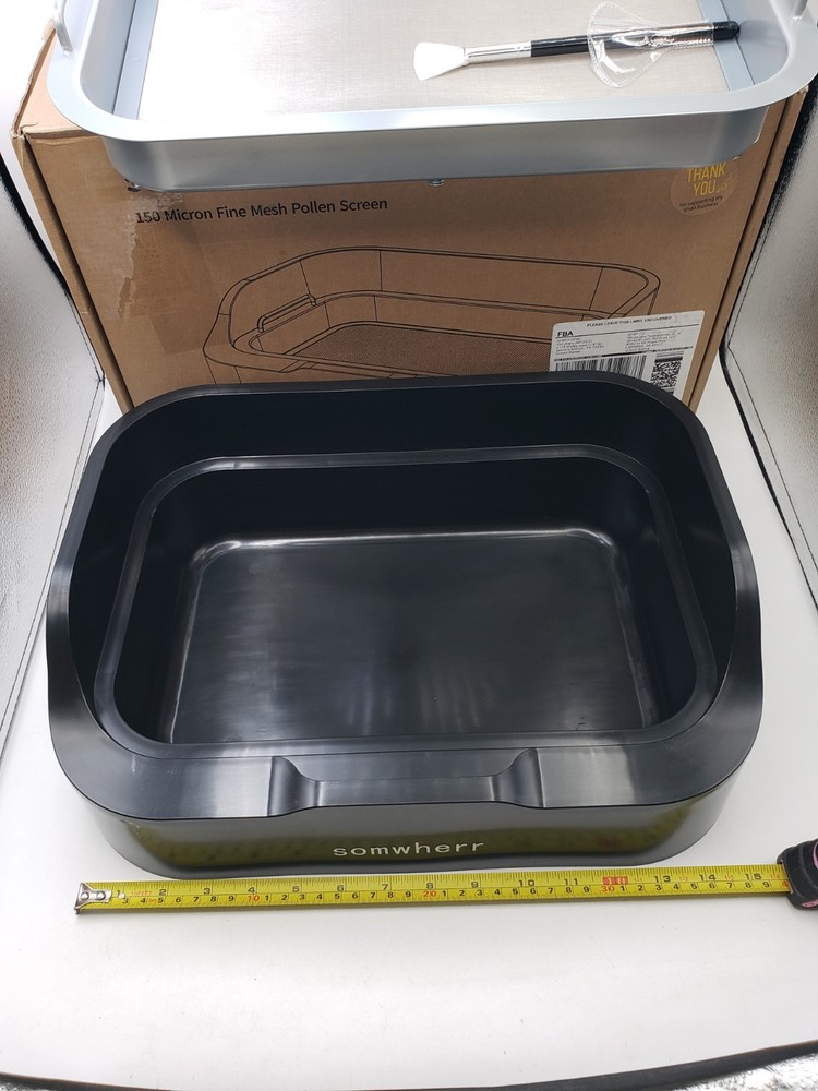 somwherr Tray with Replaceable 150 Micron Fine Mesh Screen and Static Brush