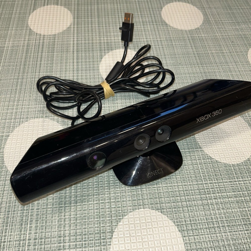 Microsoft Xbox 360 Kinect Sensor Bar Bundle w/AC Adapter + 2 Random Games TESTED