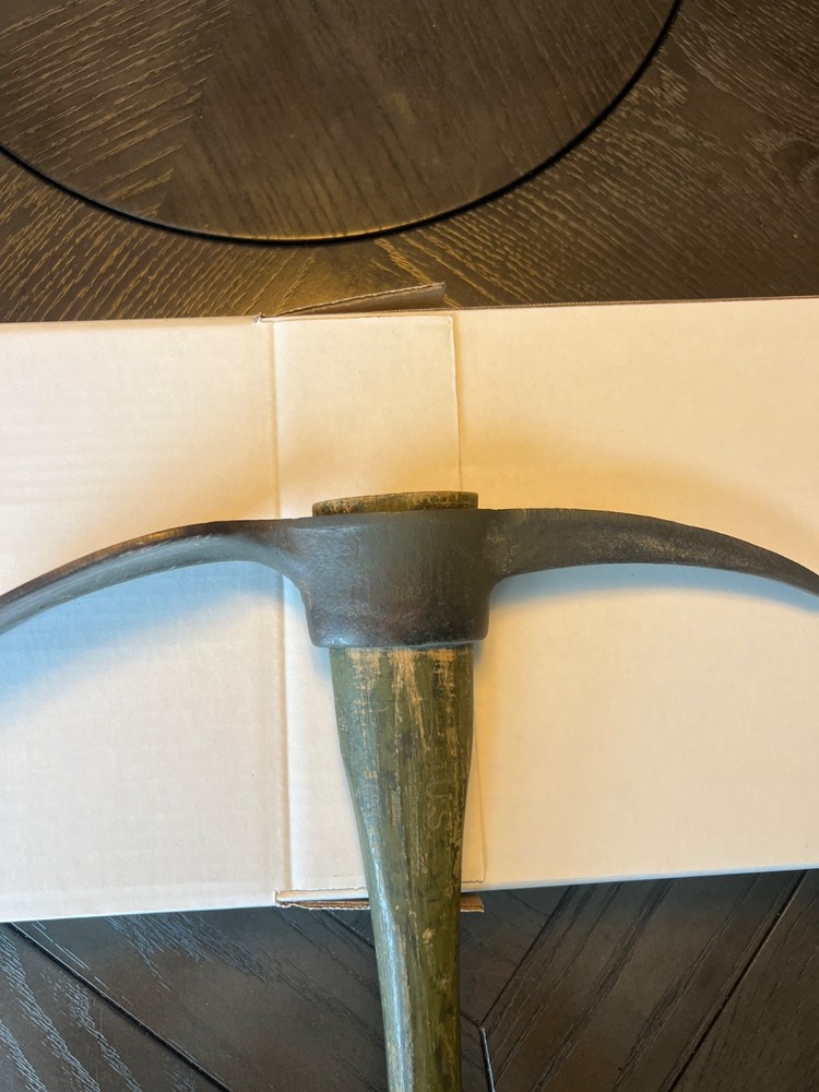 ww2 pickaxe and handle 1945 us