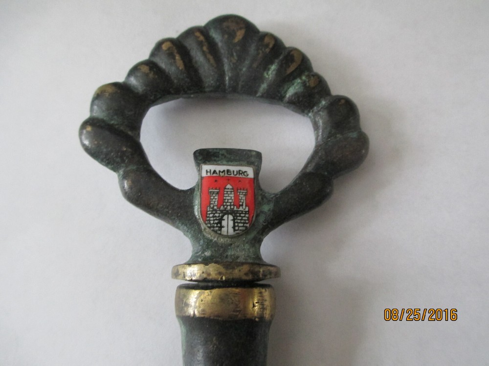 SKELETON KEY CORKSCREW BOTTLE OPENER GERMANY