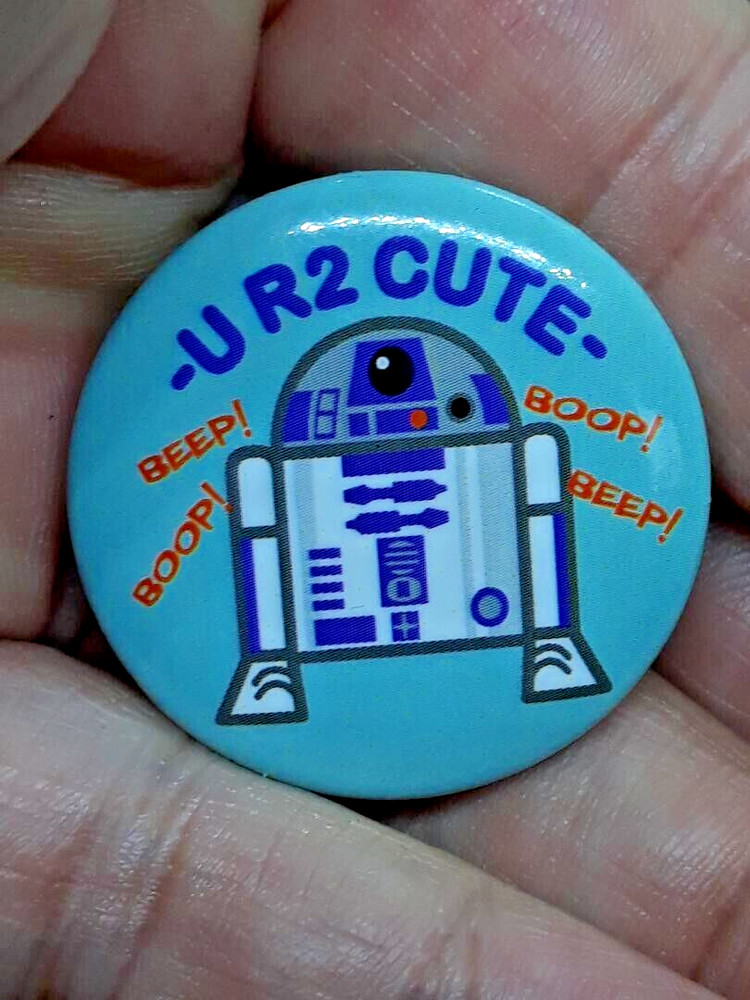 Valentine R2D2 Star Wars Droid Lapel Pin
