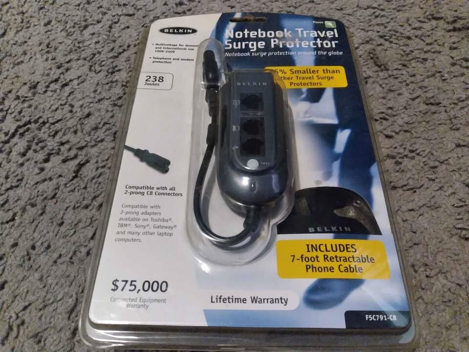 Belkin Notebook Travel Surge Protector
