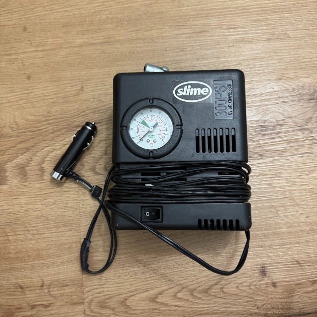 SLIME AIR PUMP COMPRESSOR TYRE PUMP INFLATOR