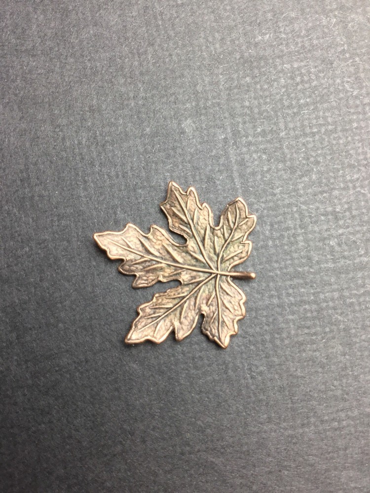 33335 - 3 Pc. Small Maple Leaf Jewelry Finding Copper Oxidized