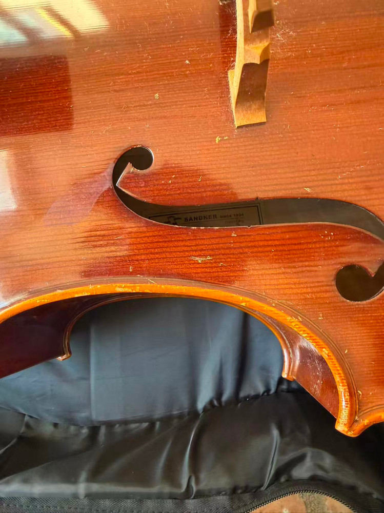 Cello with Soft Case, Size 4/4