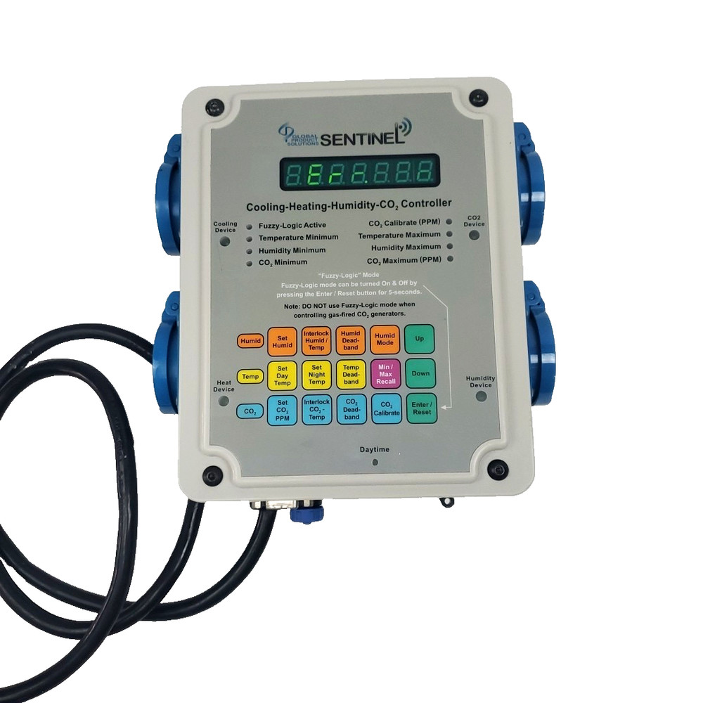 Sentinel CHHC-4PNSR-A Cooling-Heating-Humidity-CO2 Controller - Powers ON