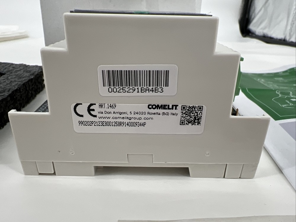 Comelit 1469 SIMPLEBUS INTERFACE FOR VIP SYSTEM BASE