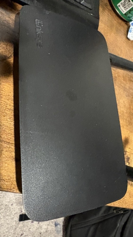Linksys E5350 Router (Lightly Used)