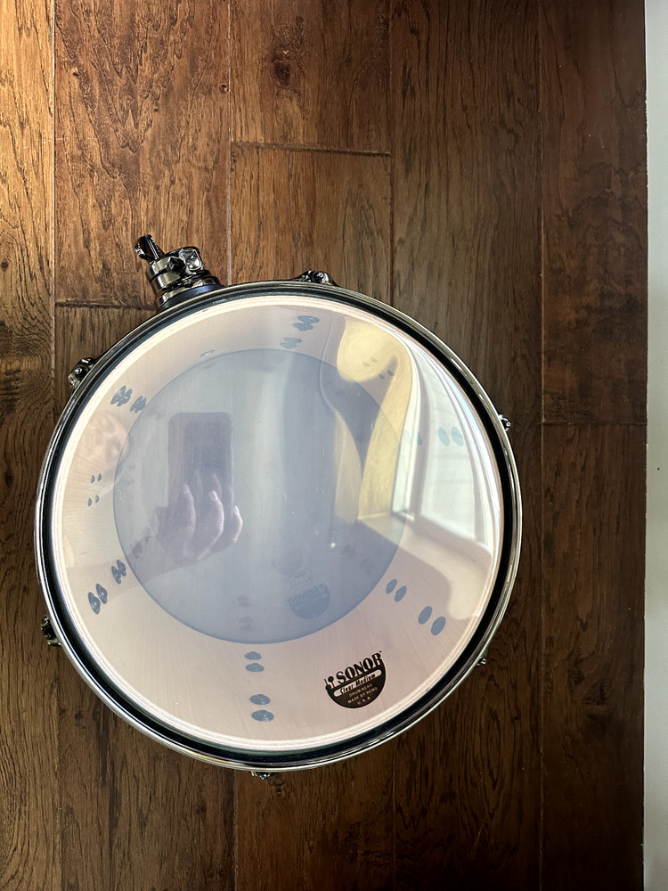 SONOR SQ2 13' X 9" TOM MEDIUM MAPLE BLACK SPARKLE WITH BLACK CHROME HARDWARE