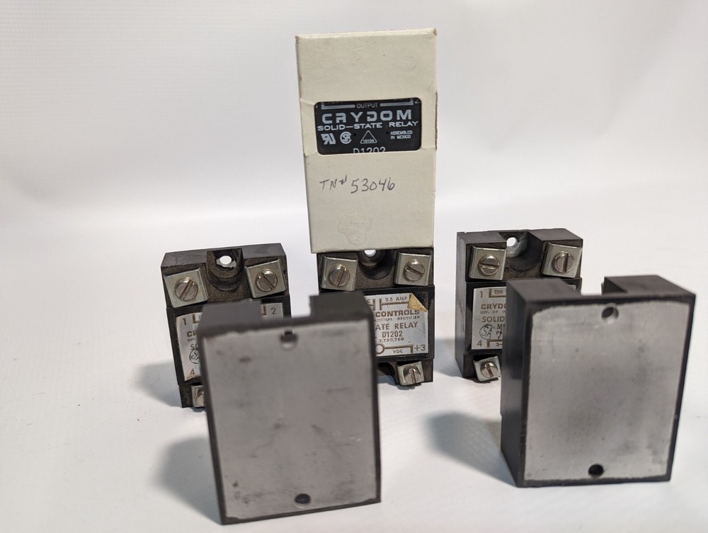 Lot of 6 IR Crydom Solid State Relay Model D1202