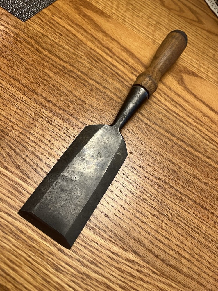 Vintage Belknap Bluegrass 2" Socket Chisel Sharp and Excellent